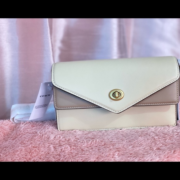 aster crossbody in colorblock